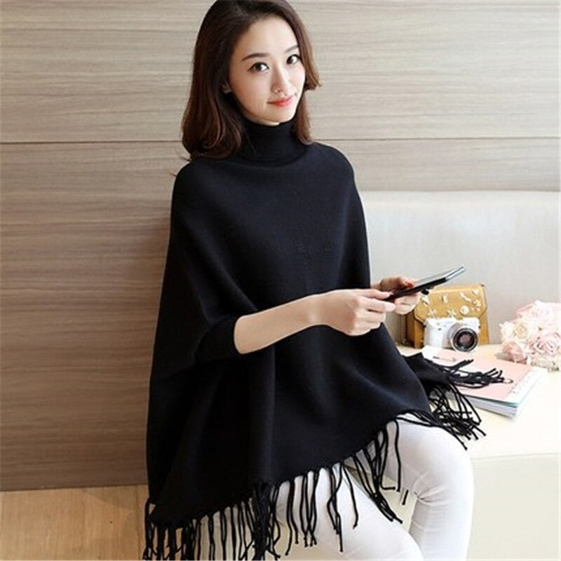 Elegant Solid-Colored Women's Poncho Coat with Irregular Tassel Detail and Pullover Design